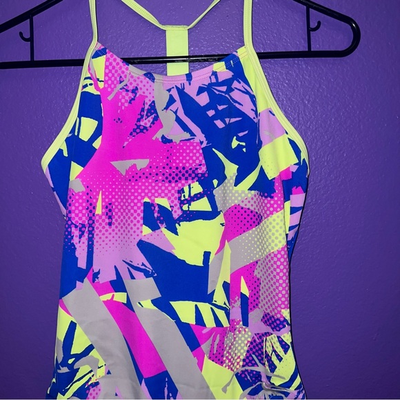 Nike Girl's Drift Graffiti T-Back Swimsuit Fuchsia Blast, 16 - Picture 4 of 10